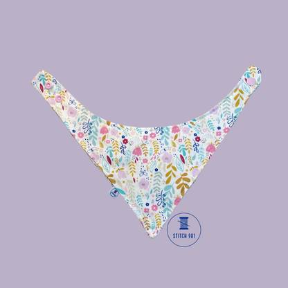 Floral Vine Dribble Bib